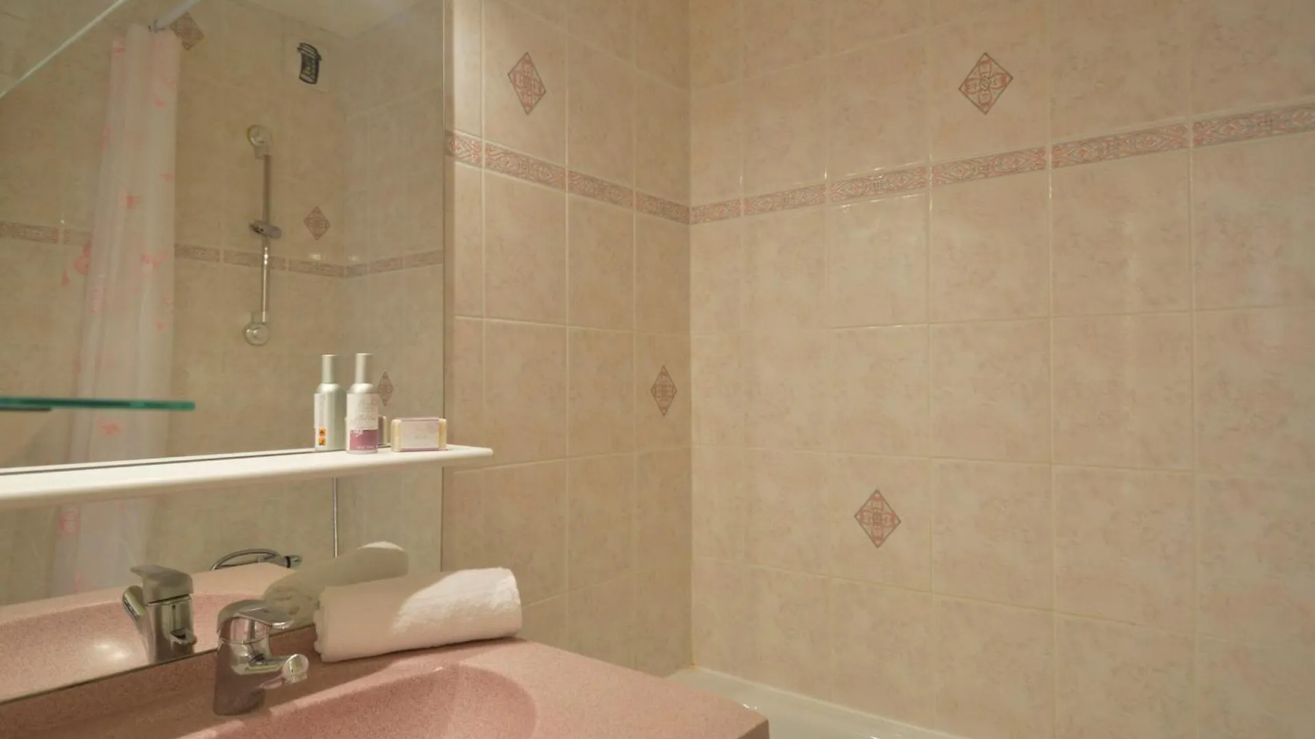 Apartment Studio Divisible Au Pied Des Pistes Avec Balcon, Parking Et Animaux Admis - Fr-1-181-2144 La Plagne-Tarentaise
